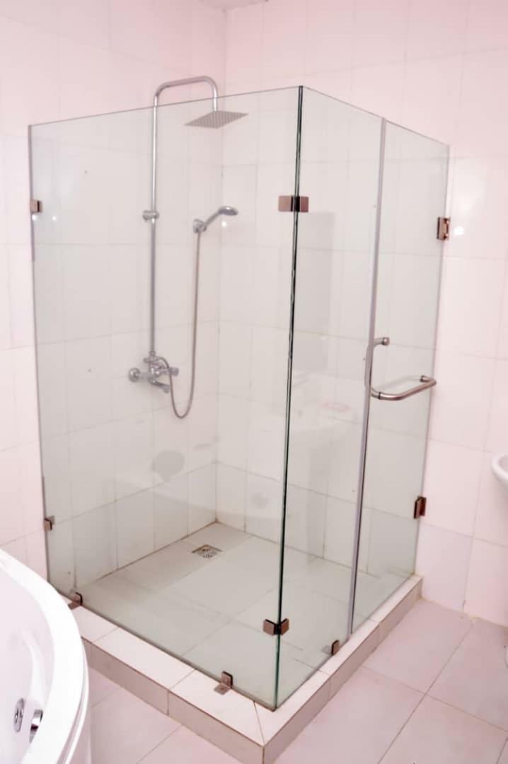 City Nest Hotel Ogombo Экстерьер фото